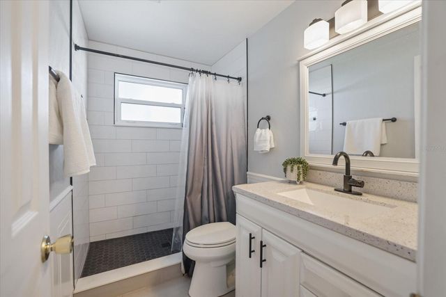 1330 CAMBRIDGE DRIVE, Venice, FL 34293