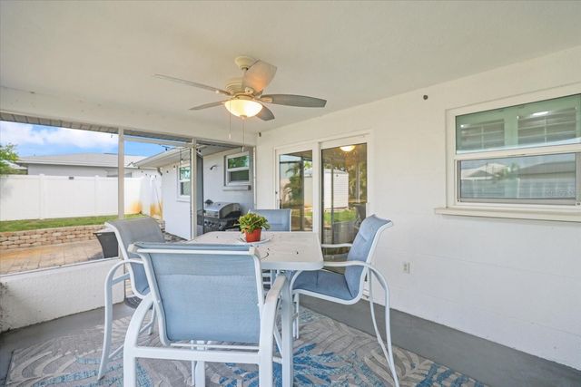 1330 CAMBRIDGE DRIVE, Venice, FL 34293