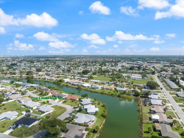 1330 CAMBRIDGE DRIVE, Venice, FL 34293