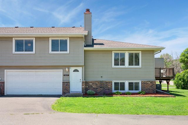 6139 64th Avenue N, Brooklyn Park, MN 55429