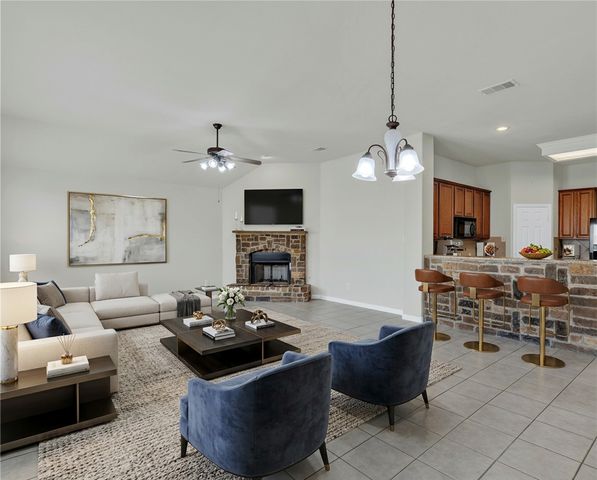 729 Red Elm Lane, Fort Worth, TX 76131