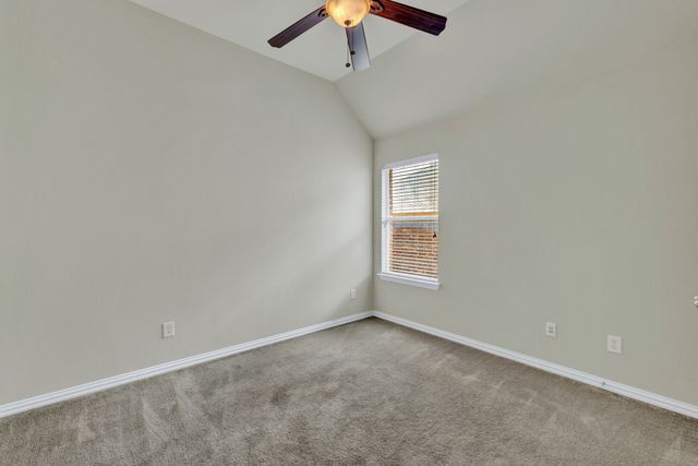 729 Red Elm Lane, Fort Worth, TX 76131