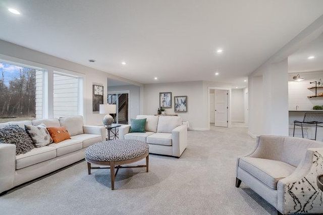 5881 Freeland Alcove N, Hugo, MN 55038