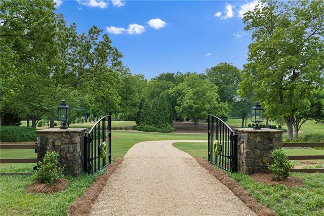 4239 Lower Jersey Road, Covington, GA 30014
