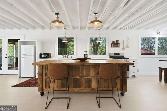 793 Cardinal Cove, Woodstock, GA 30188