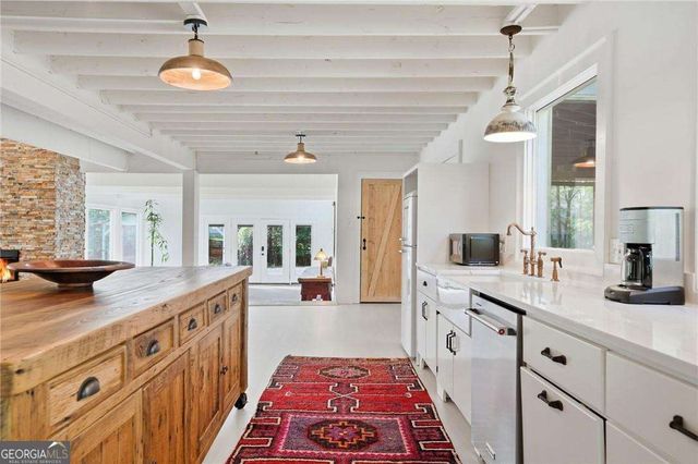 793 Cardinal Cove, Woodstock, GA 30188