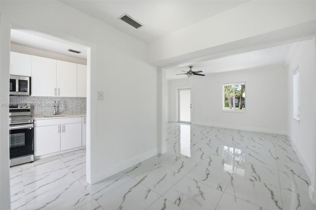 6785 SW 17th Street, Miami, FL 33155