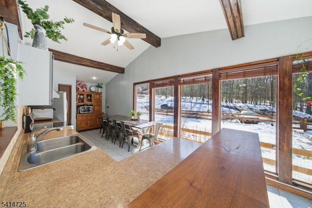 8 Martha St, Sandyston Twp., NJ 07826