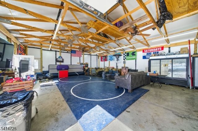 8 Martha St, Sandyston Twp., NJ 07826