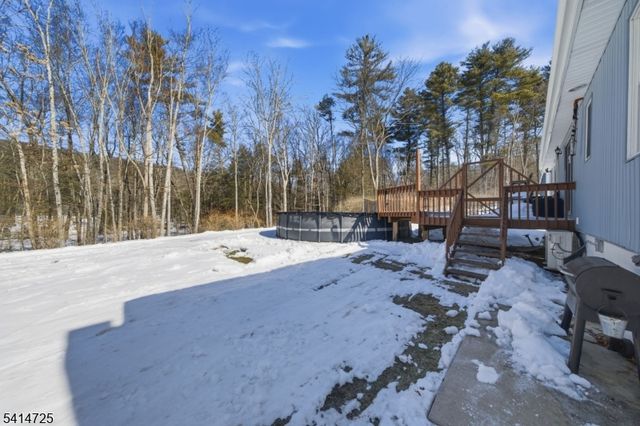 8 Martha St, Sandyston Twp., NJ 07826