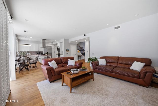 3049 Shadow Hill Circle, Thousand Oaks, CA 91360