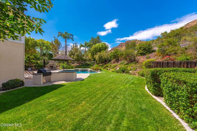 3049 Shadow Hill Circle, Thousand Oaks, CA 91360