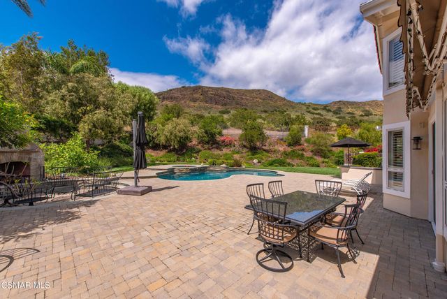 3049 Shadow Hill Circle, Thousand Oaks, CA 91360