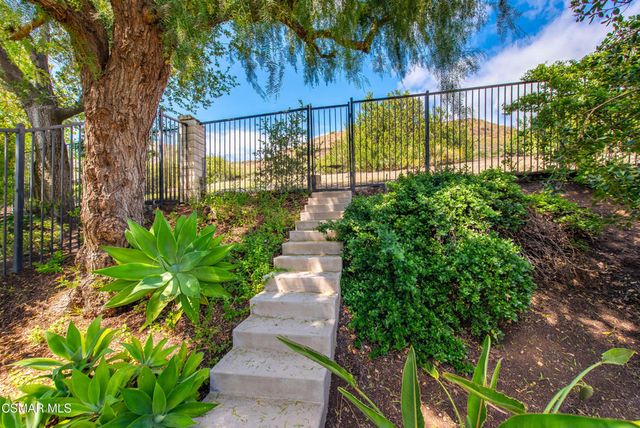 3049 Shadow Hill Circle, Thousand Oaks, CA 91360