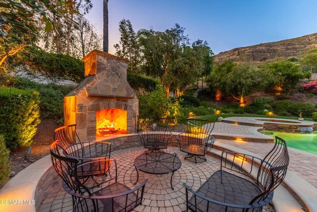 3049 Shadow Hill Circle, Thousand Oaks, CA 91360