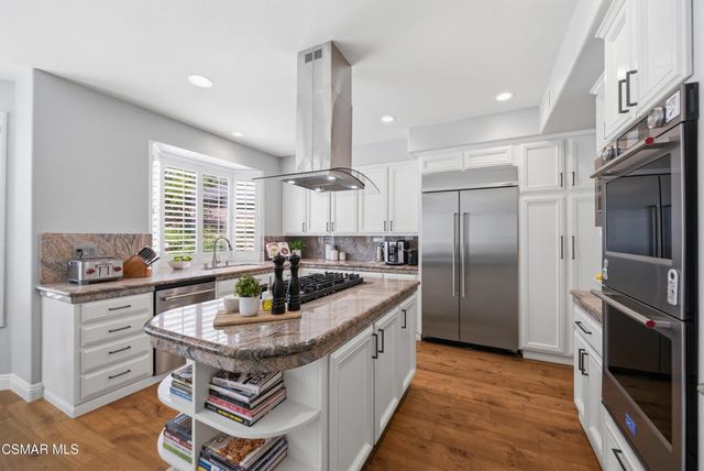 3049 Shadow Hill Circle, Thousand Oaks, CA 91360