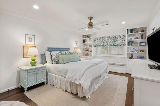 8014 Meadowvale Drive, Houston, TX 77063