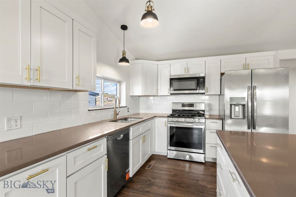 57 W Center, Butte, MT 59701 photo 3