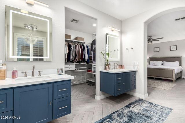 20365 E SONOQUI Boulevard, Queen Creek, AZ 85142