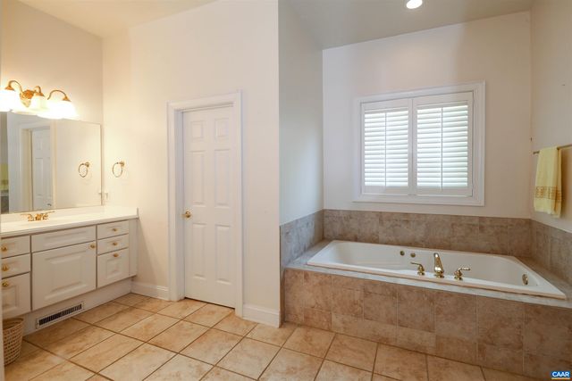 2500 WILTSHIRE CLOSE, Keswick, VA 22947
