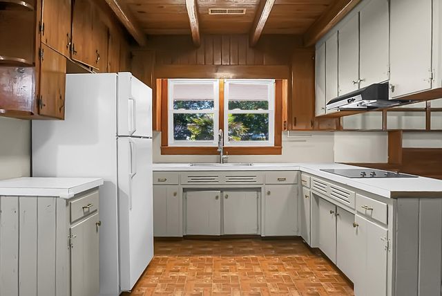 952 W Main Street, Harleyville, SC 29448