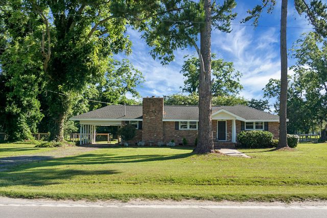 952 W Main Street, Harleyville, SC 29448