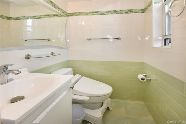9737 63rd Road 10E, Rego Park, NY 11374