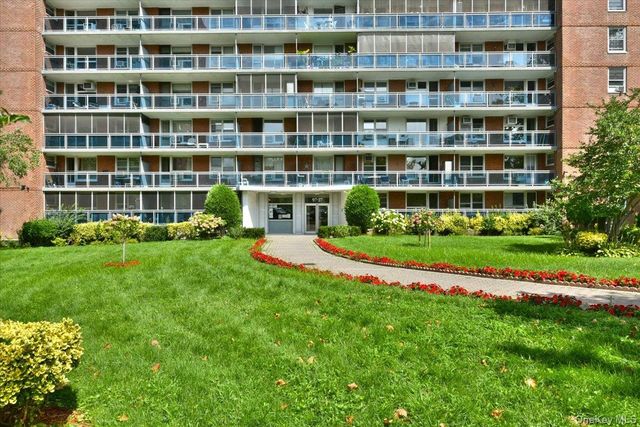 9737 63rd Road 10E, Rego Park, NY 11374