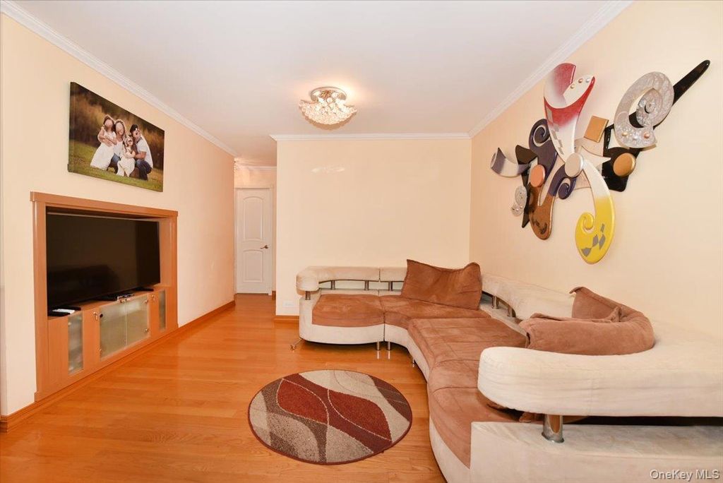 9737 63rd Road 10E, Rego Park, NY 11374 — photo 5