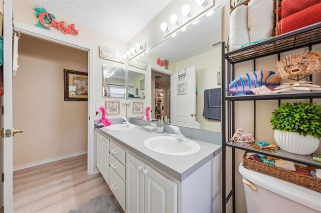 2503 GABLES DRIVE, Eustis, FL 32726