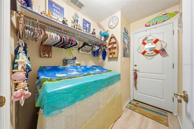2503 GABLES DRIVE, Eustis, FL 32726