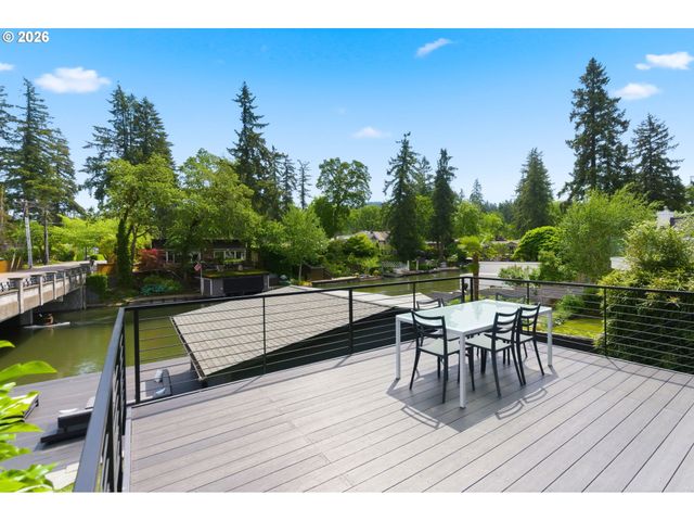 3712 SOUTHSHORE Blvd, Lake Oswego, OR 97035