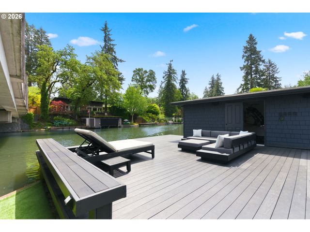 3712 SOUTHSHORE Blvd, Lake Oswego, OR 97035