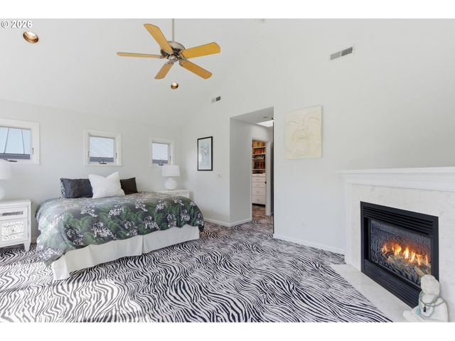 3712 SOUTHSHORE Blvd, Lake Oswego, OR 97035