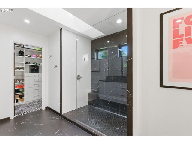 3712 SOUTHSHORE Blvd, Lake Oswego, OR 97035