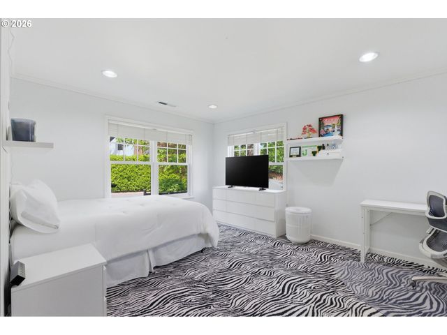 3712 SOUTHSHORE Blvd, Lake Oswego, OR 97035