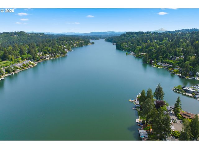 3712 SOUTHSHORE Blvd, Lake Oswego, OR 97035