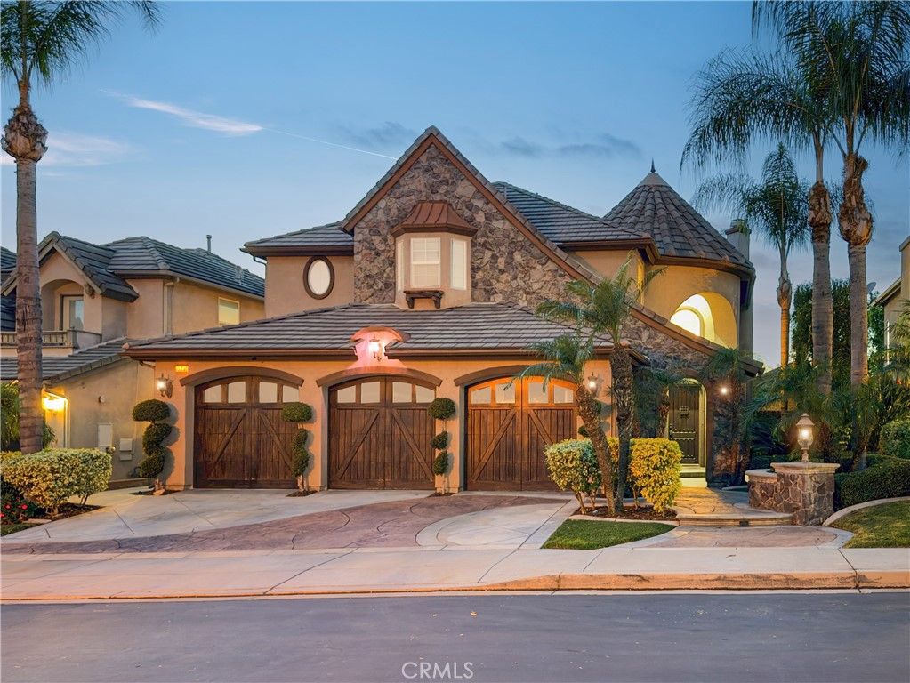 525 Dickinson Circle, Placentia, CA 92870