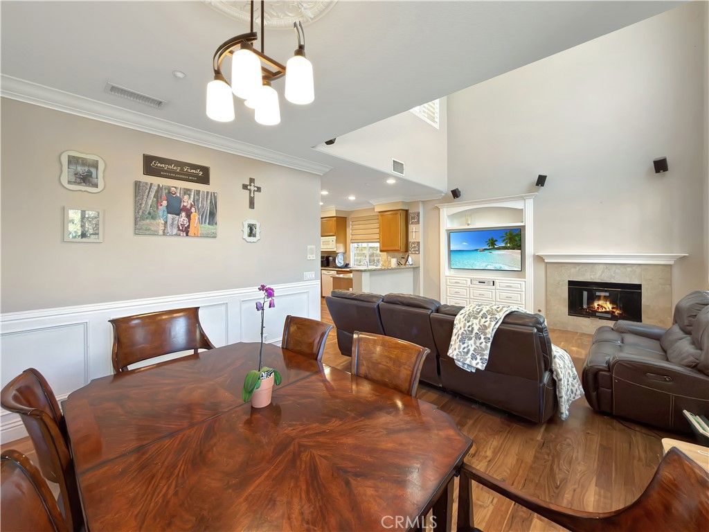 Image 14 of property listing at 525 Dickinson Circle, Placentia, CA 92870