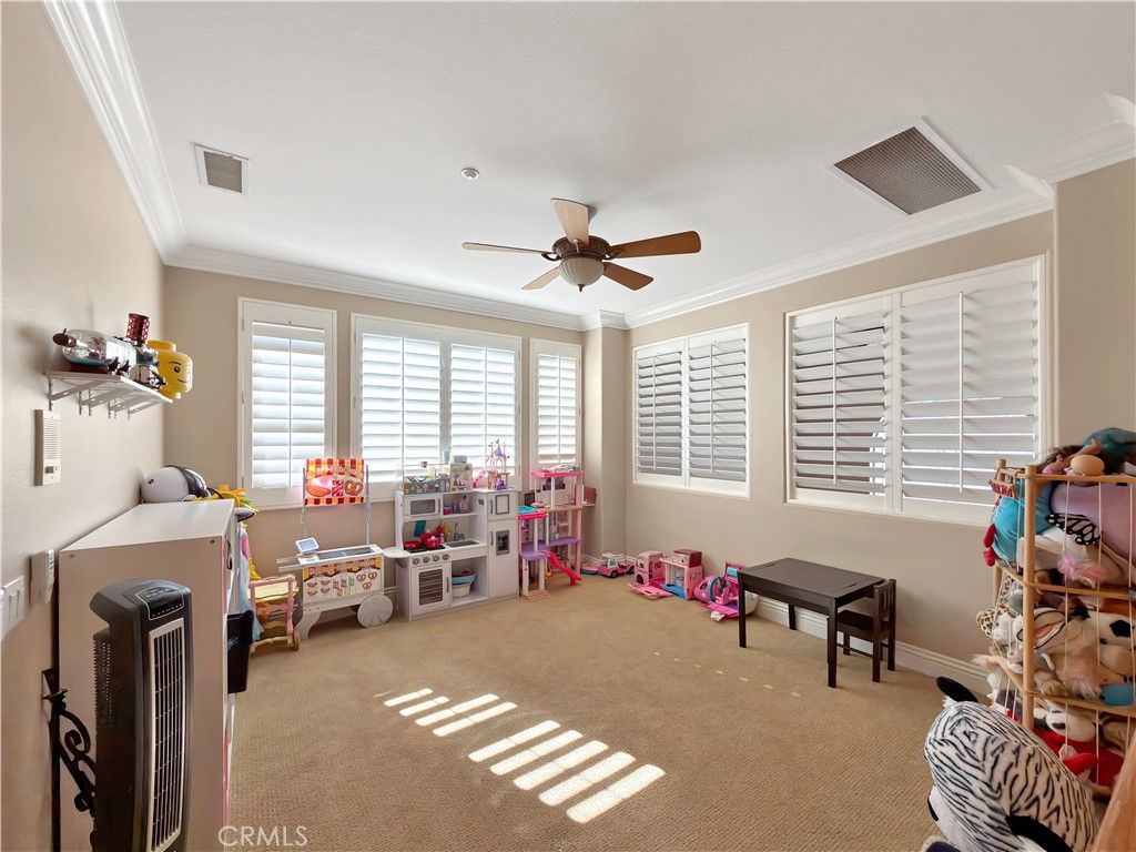 Image 22 of property listing at 525 Dickinson Circle, Placentia, CA 92870