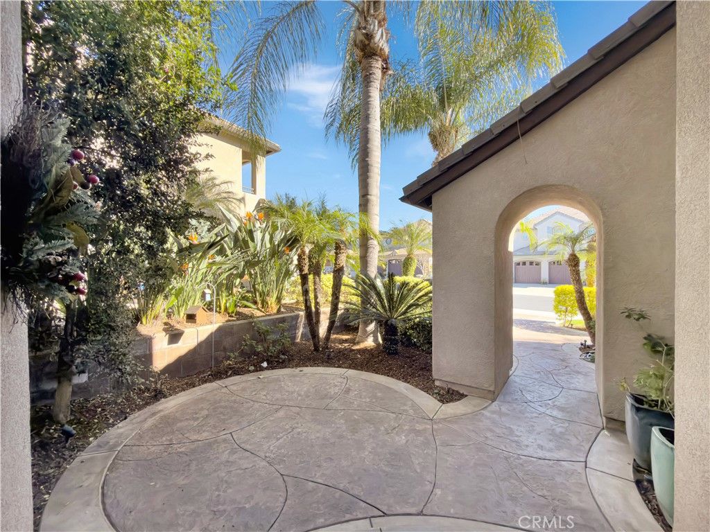 Image 5 of property listing at 525 Dickinson Circle, Placentia, CA 92870