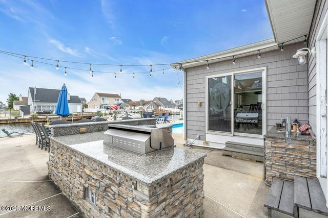 59 Top Sail Court, Bayville, NJ 08721