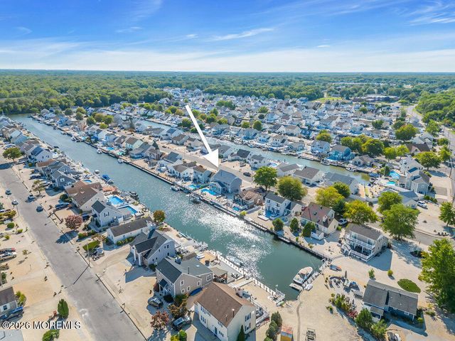 59 Top Sail Court, Bayville, NJ 08721