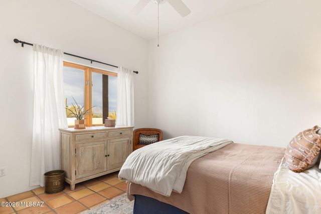3360 N Horseback Trail, Tucson, AZ 85745