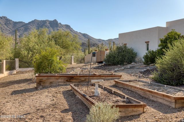 3360 N Horseback Trail, Tucson, AZ 85745