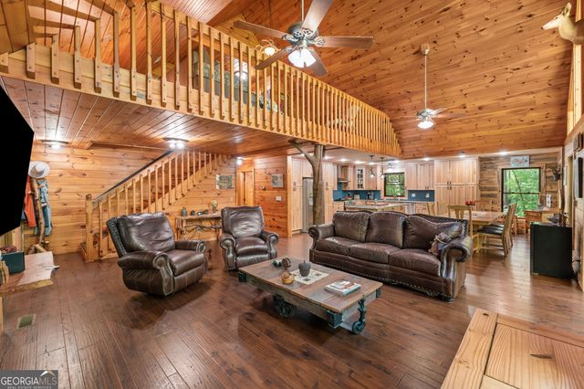 284 Major Ridge Road, Blue Ridge, GA 30513