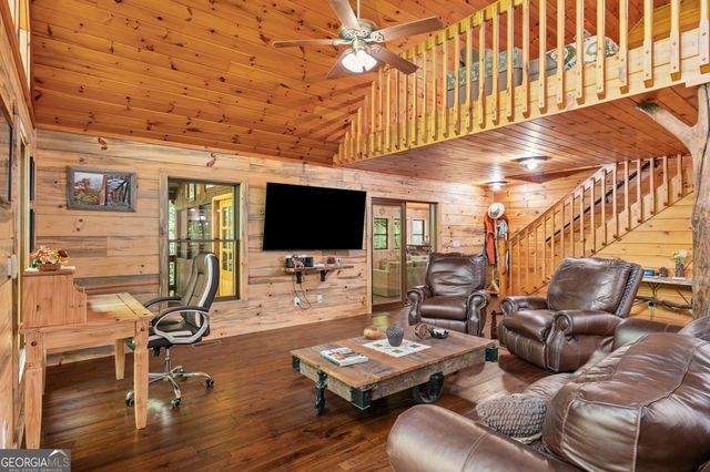 284 Major Ridge Road, Blue Ridge, GA 30513