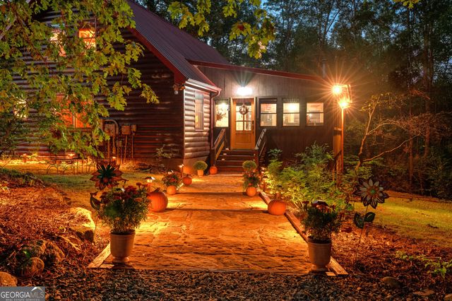 284 Major Ridge Road, Blue Ridge, GA 30513