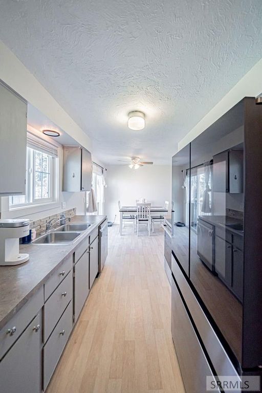 Image 9 of property listing at 605 S Maurine Drive, Idaho Falls, ID 83401