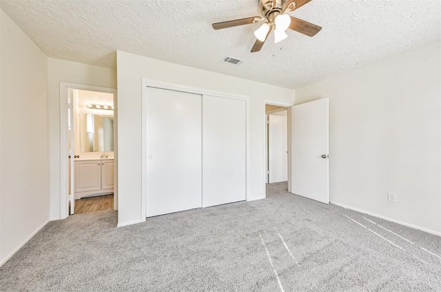 9563 Sutter Park Lane, Houston, TX 77086